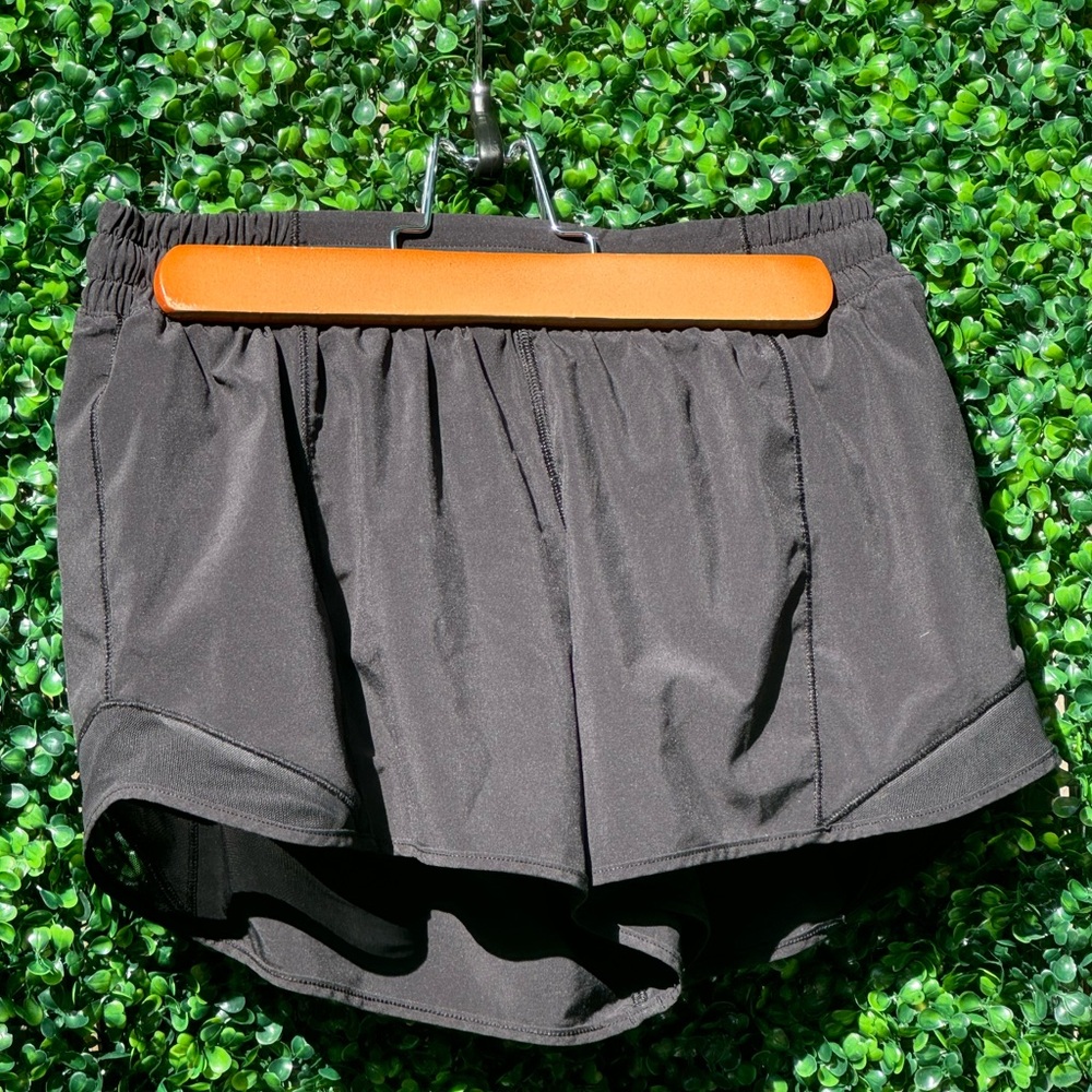 Hotty hot midrise shorts